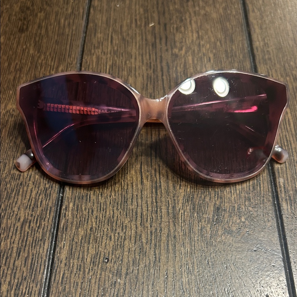 Diff Eyewear Rose-Tinted Sunglasses